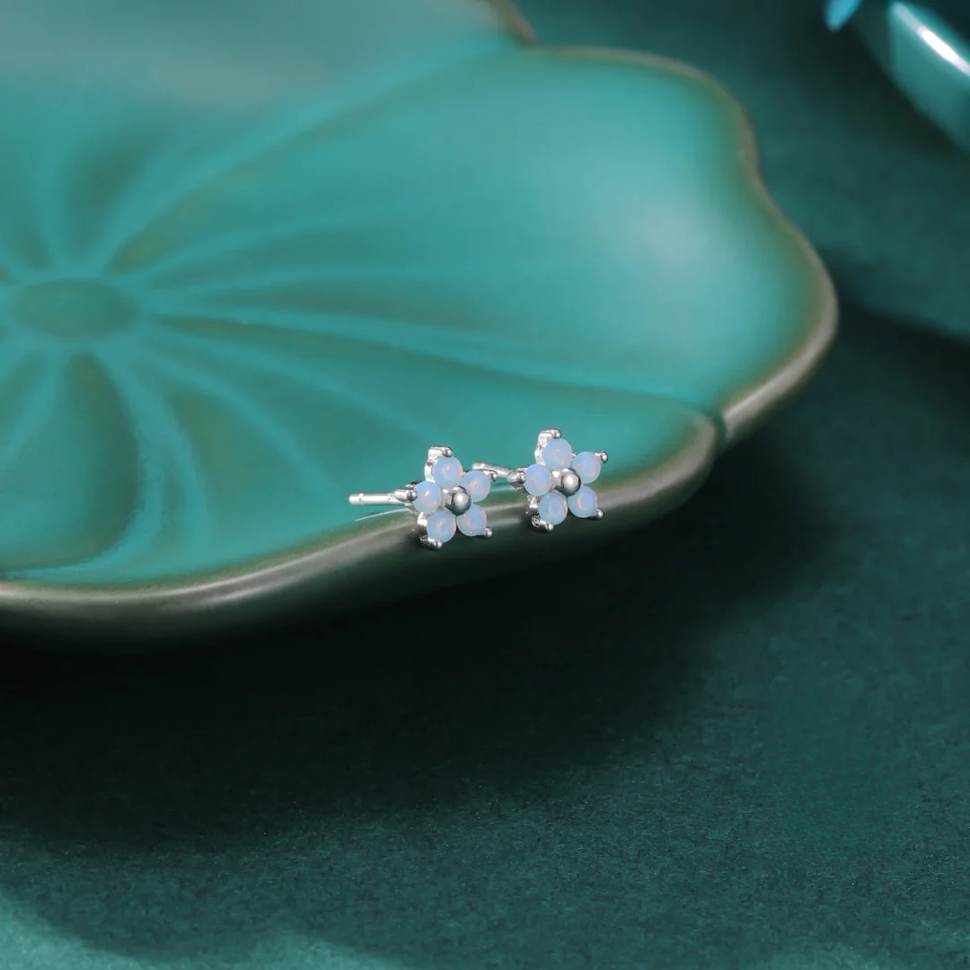 BEATRICE Bloom Earrings - Image 3