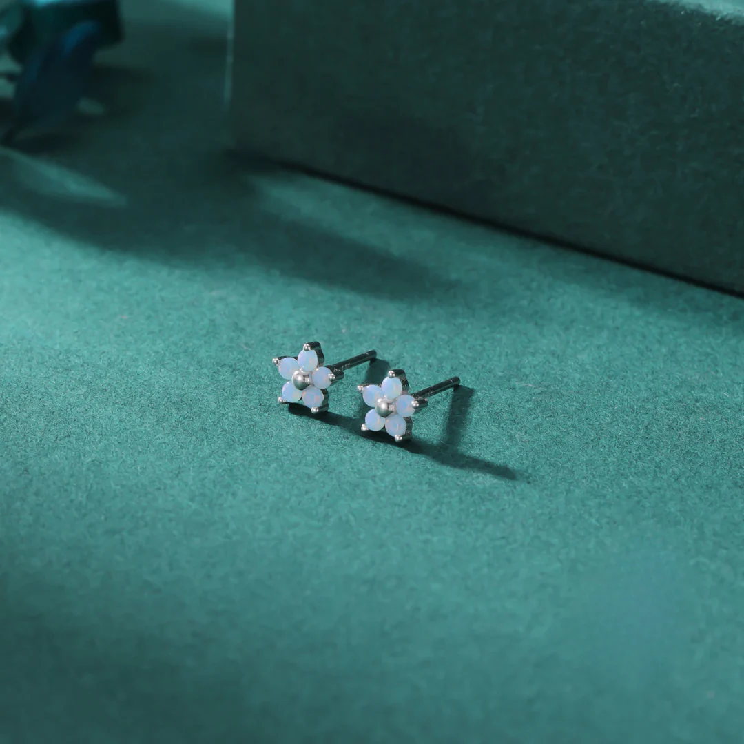 BEATRICE Bloom Earrings - Image 4