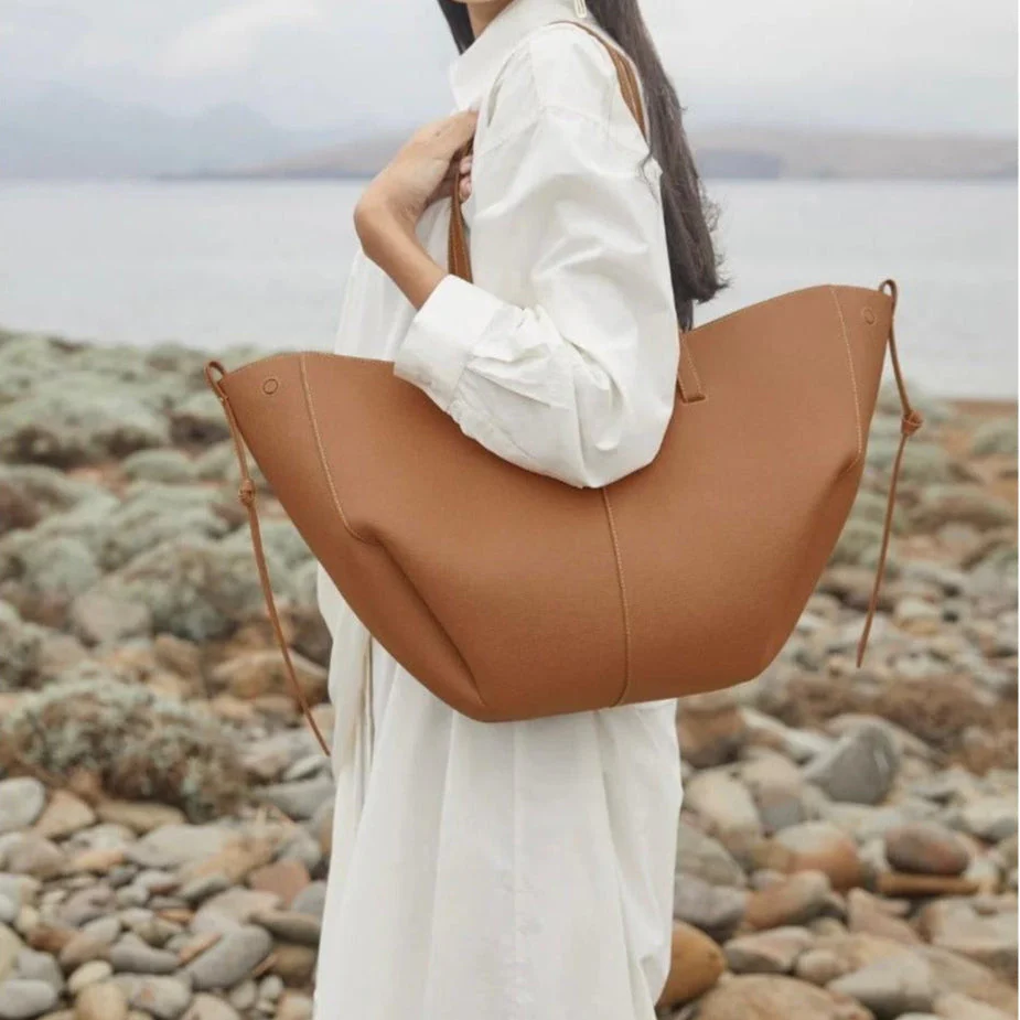 Belladria Handbag - Image 6