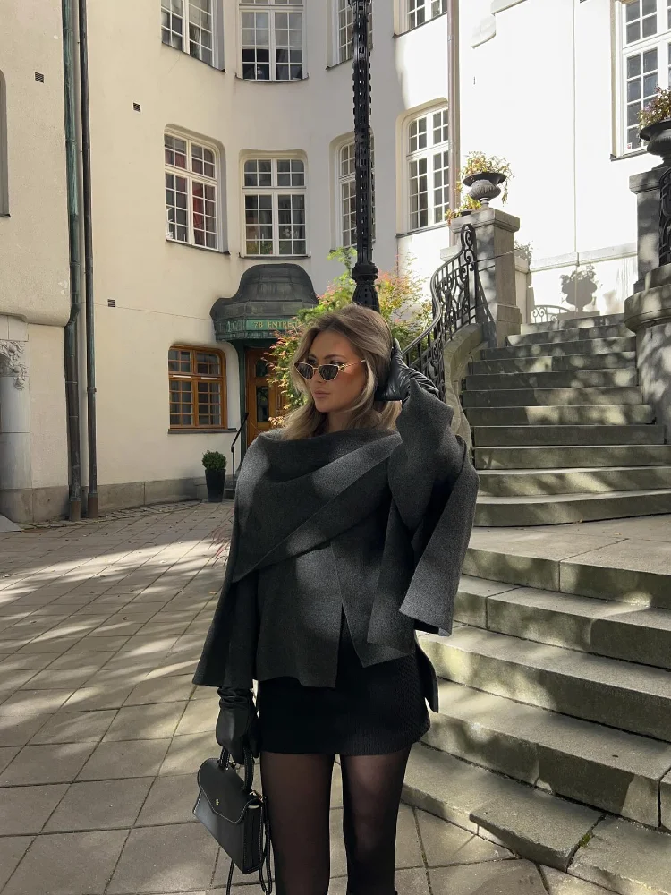 Carlotta Cape Coat - Image 4