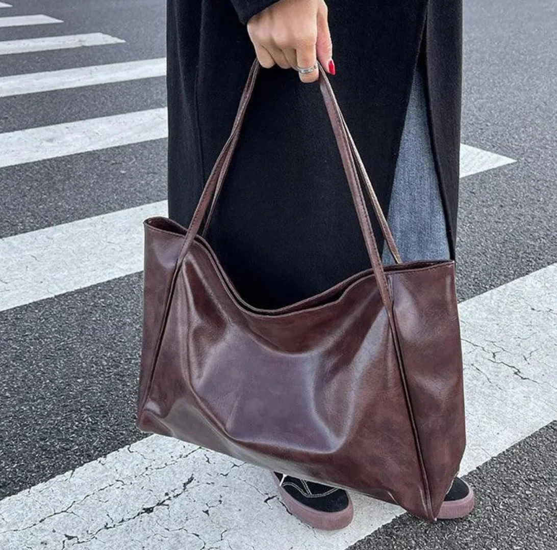 Dianora Travel Handbag - Image 13