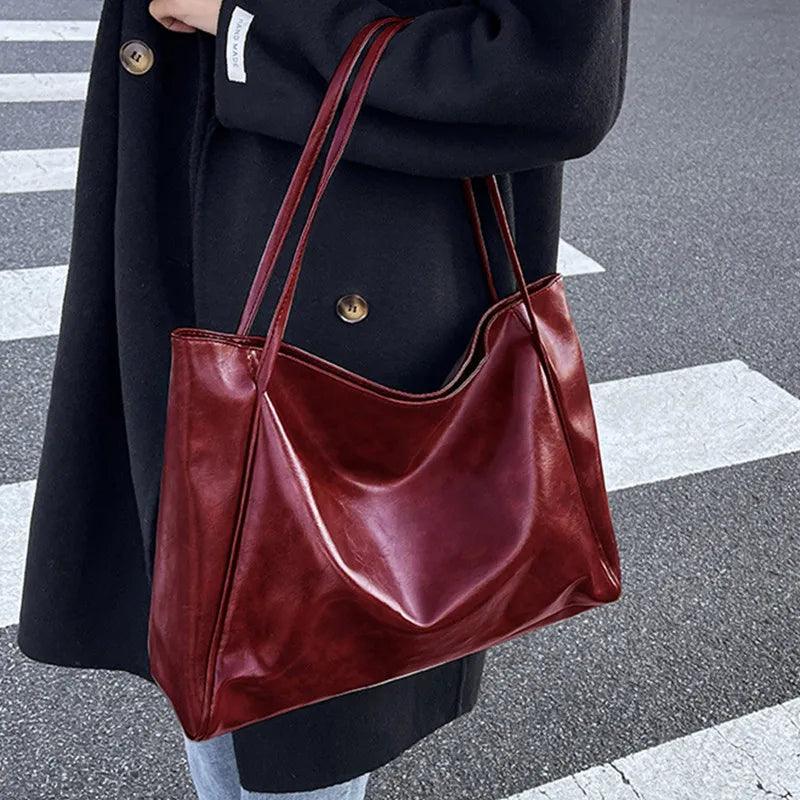 Dianora Travel Handbag - Image 9