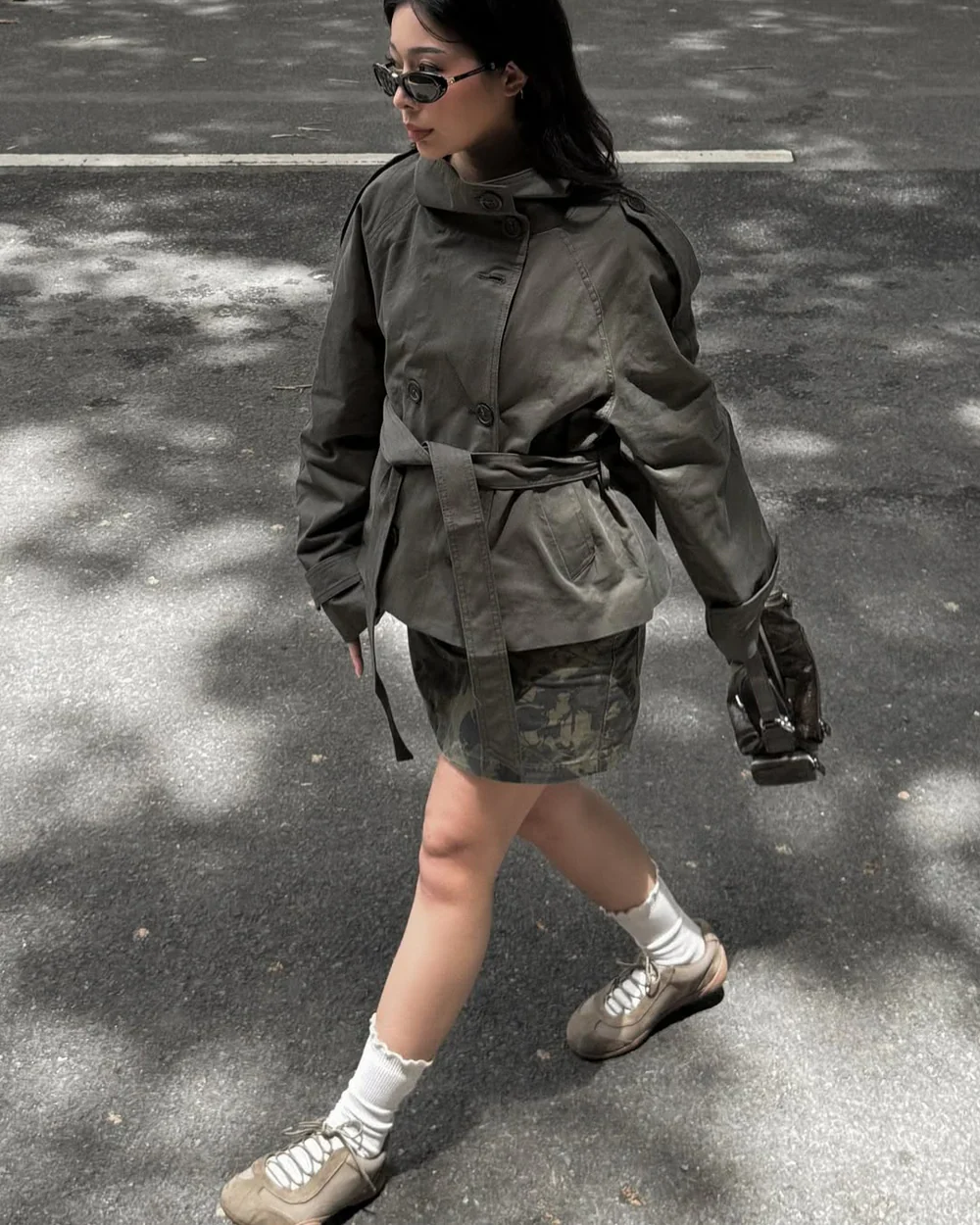 Ellie Cropped Trench Coat - Image 15