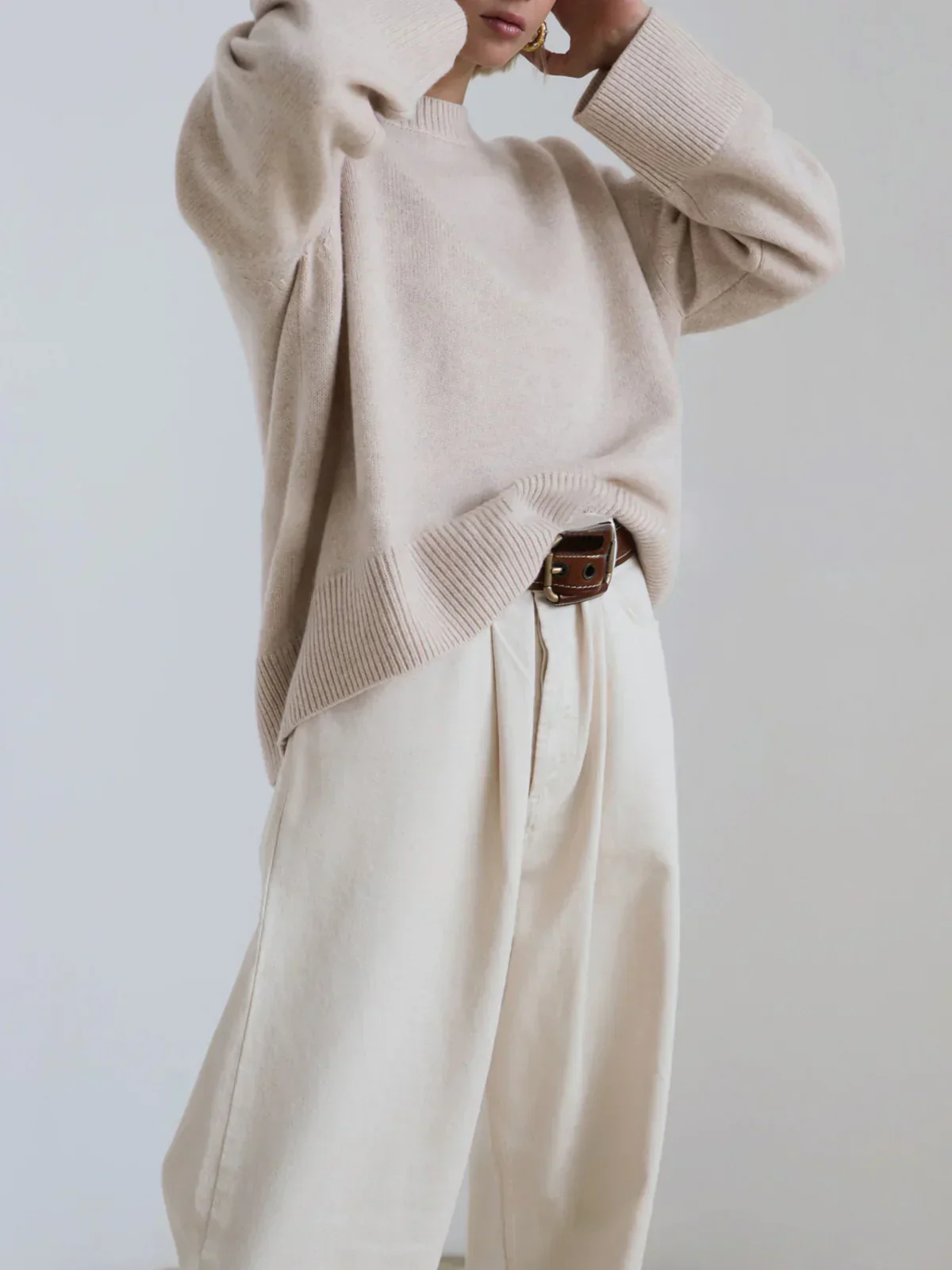 Eulalia Cozy Sweater - Image 10