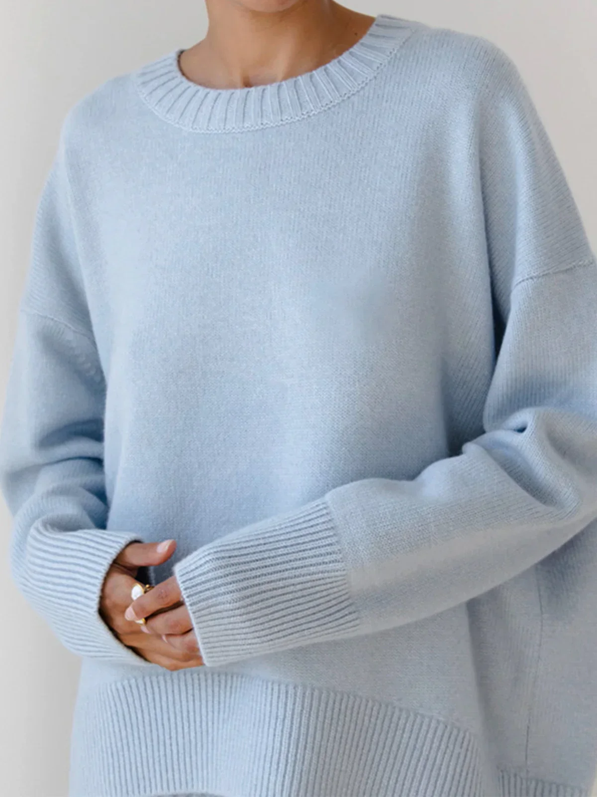 Eulalia Cozy Sweater - Image 13