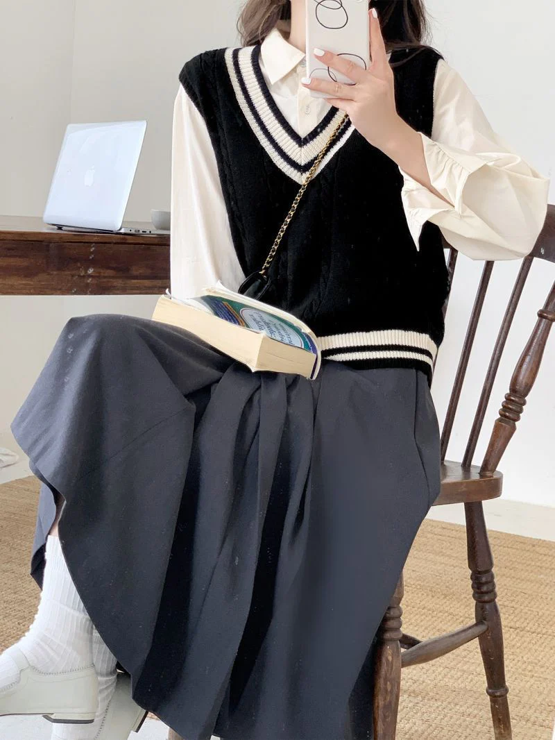 Ludovica Pullover Vest - Image 7