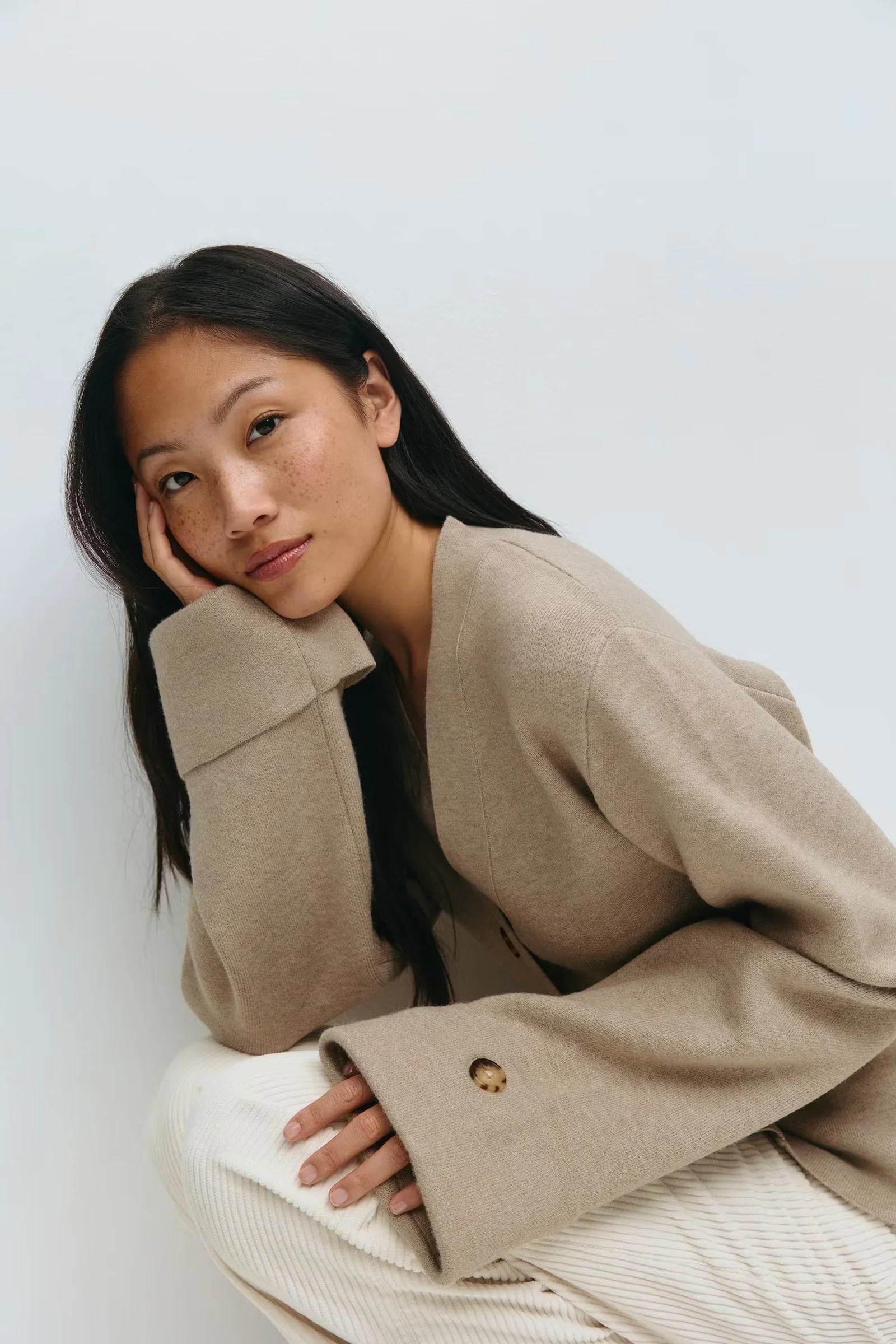 Olivanta Cardigan - Image 8