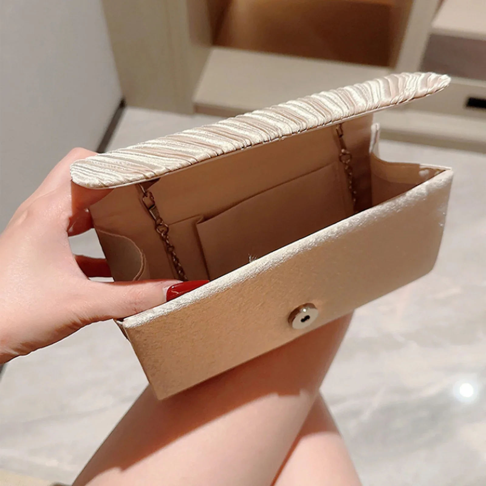 Pavirena Clutch Bag - Image 4