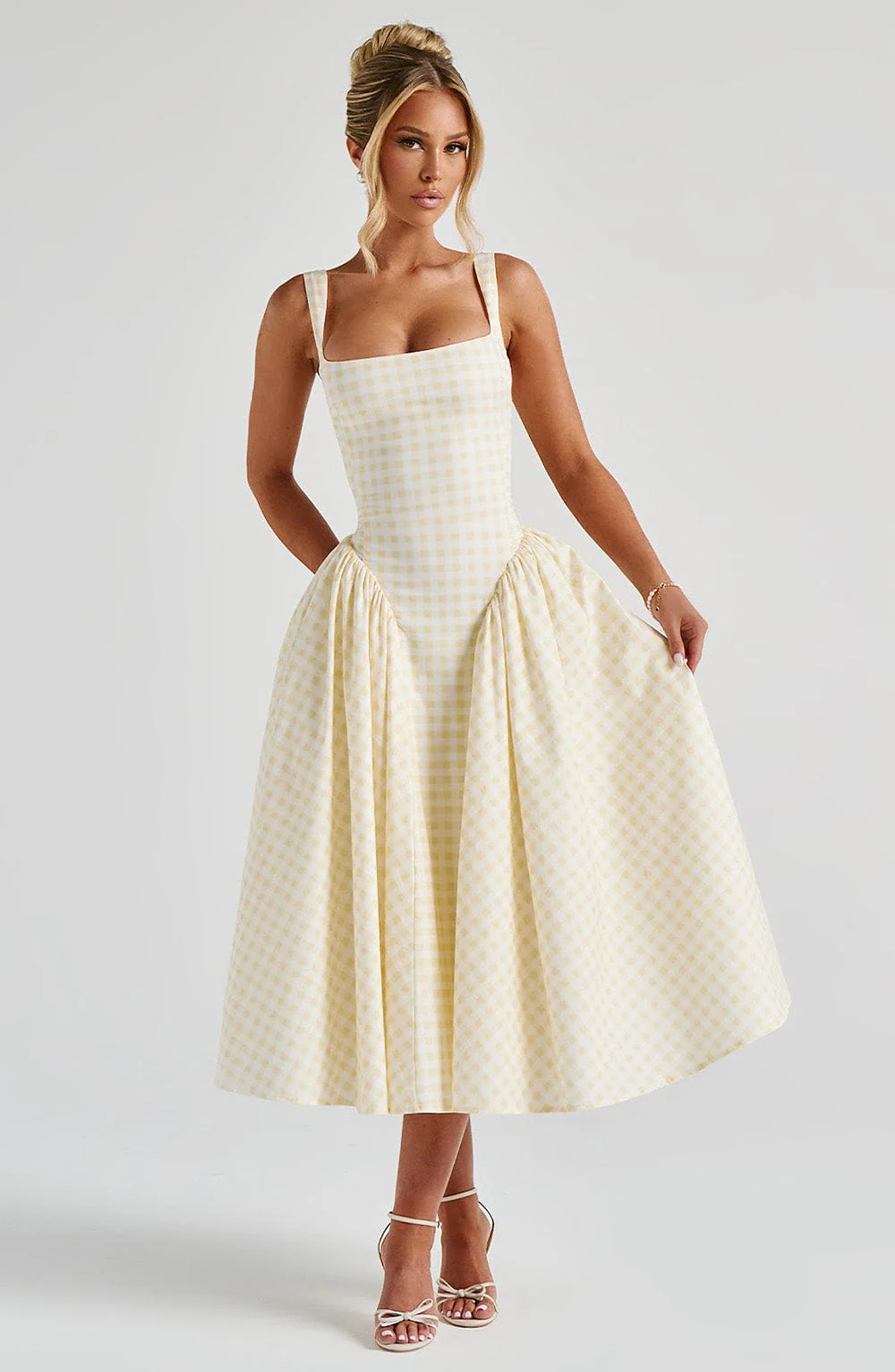 Vanzelia Maxi Dress - Image 12