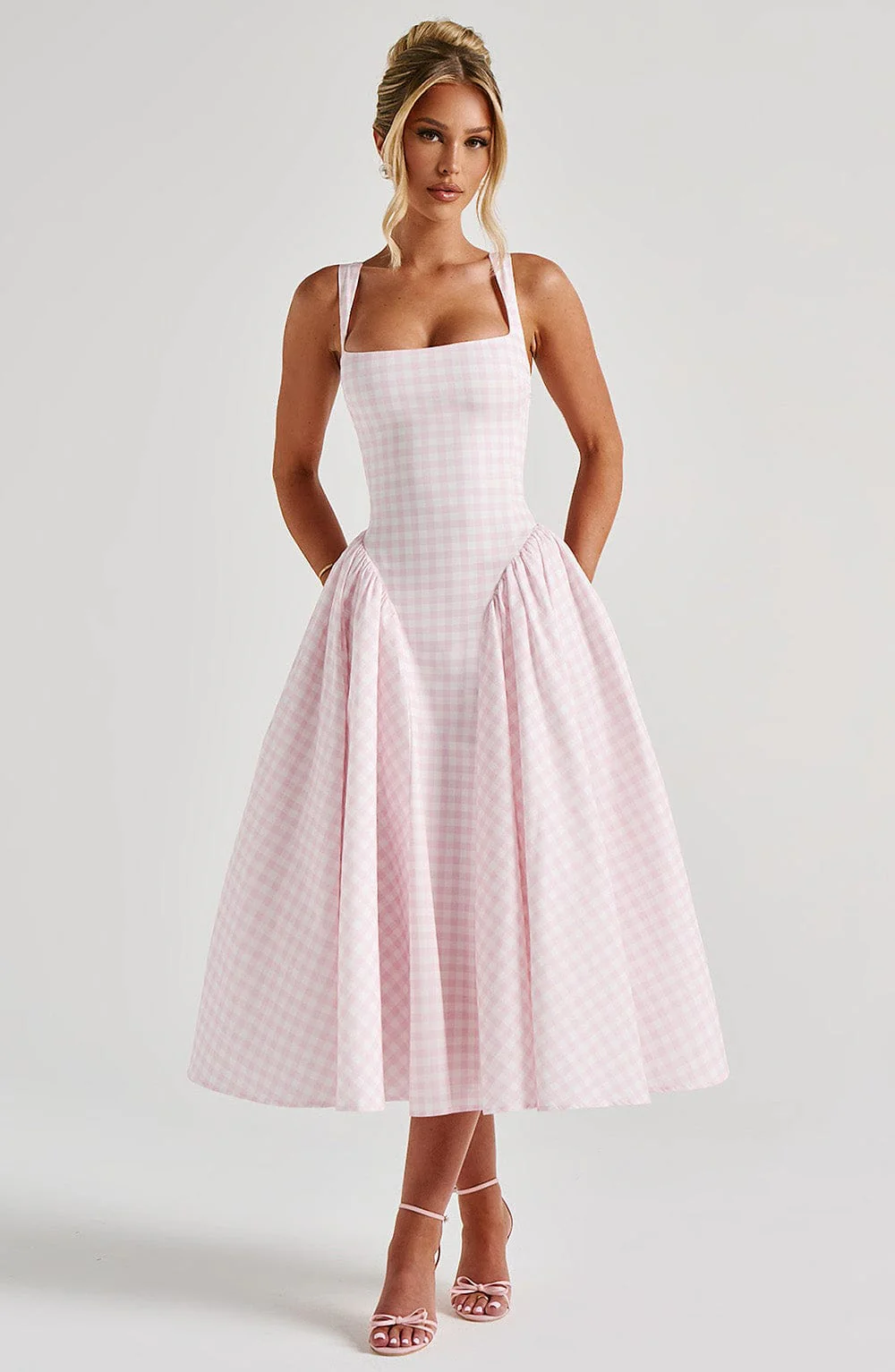 Vanzelia Maxi Dress - Image 9